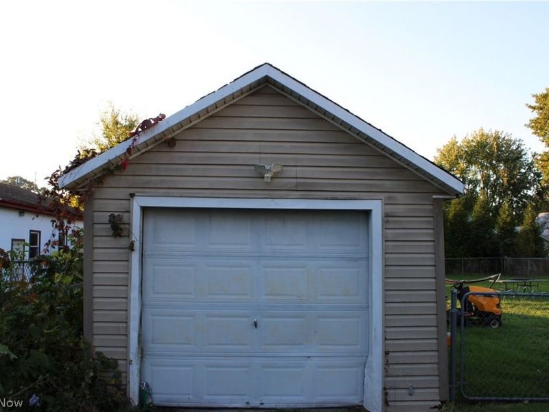 124 S Market Street, Lodi, OH 44254 Photo 5
