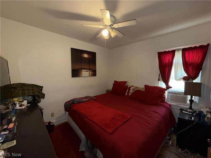 18007 Harland Avenue, Cleveland, OH 44119 Photo 13
