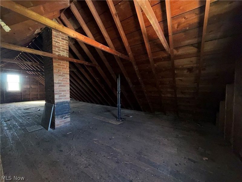 18007 Harland Avenue, Cleveland, OH 44119 Photo 18