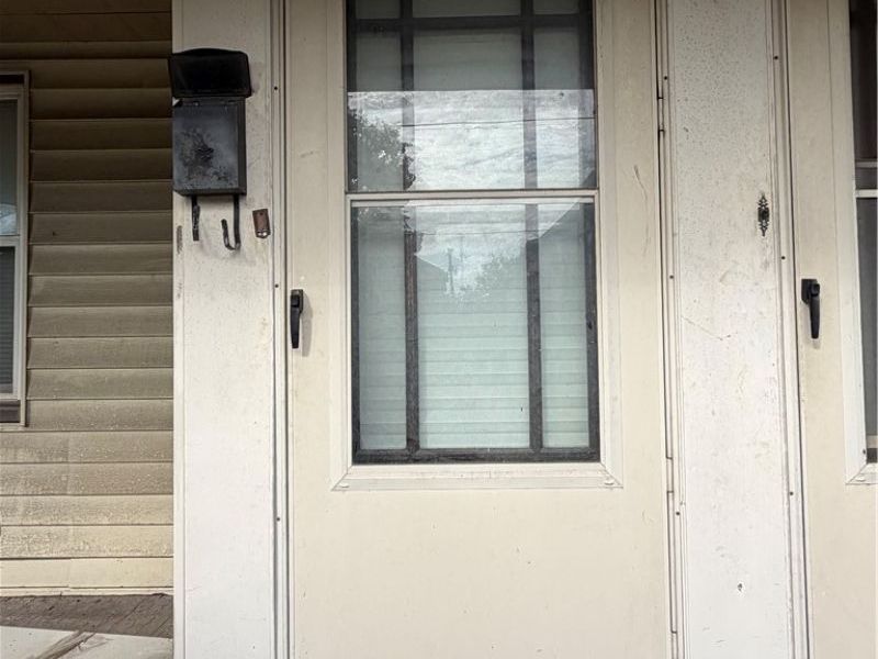 18007 Harland Avenue, Cleveland, OH 44119 Photo 2
