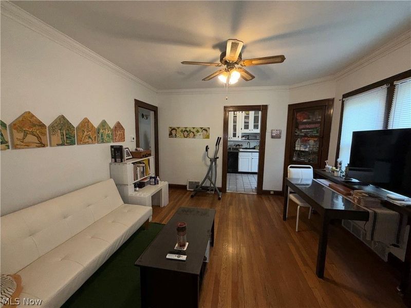 18007 Harland Avenue, Cleveland, OH 44119 Photo 4