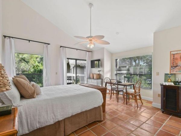 11863 Wimbledon Circle, Unit 507, Wellington, FL 33414