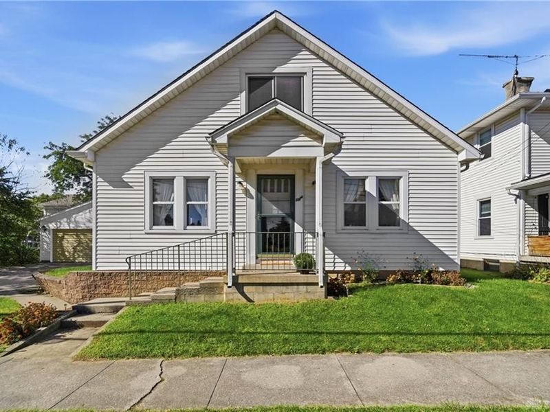 8 E Jamestown Street, South Charleston, OH 45368 Photo 2
