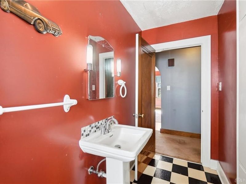 8 E Jamestown Street, South Charleston, OH 45368 Photo 37
