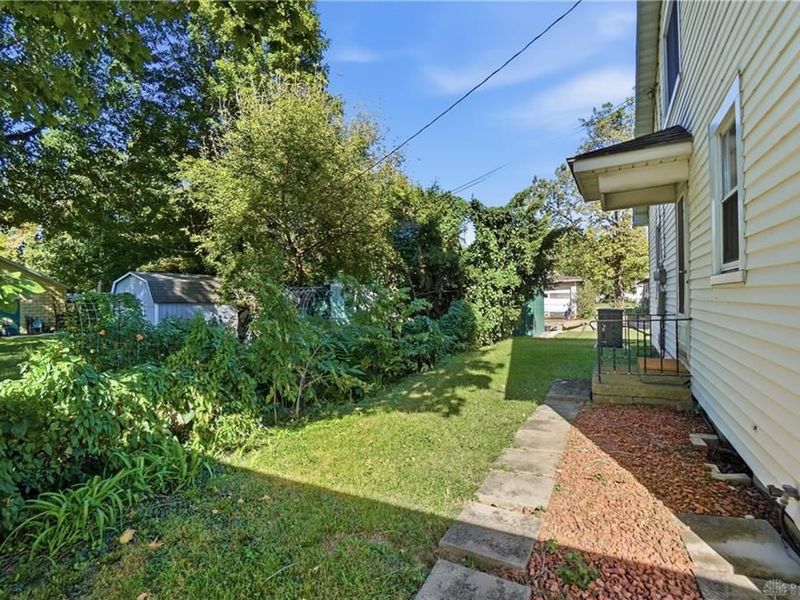 8 E Jamestown Street, South Charleston, OH 45368 Photo 58