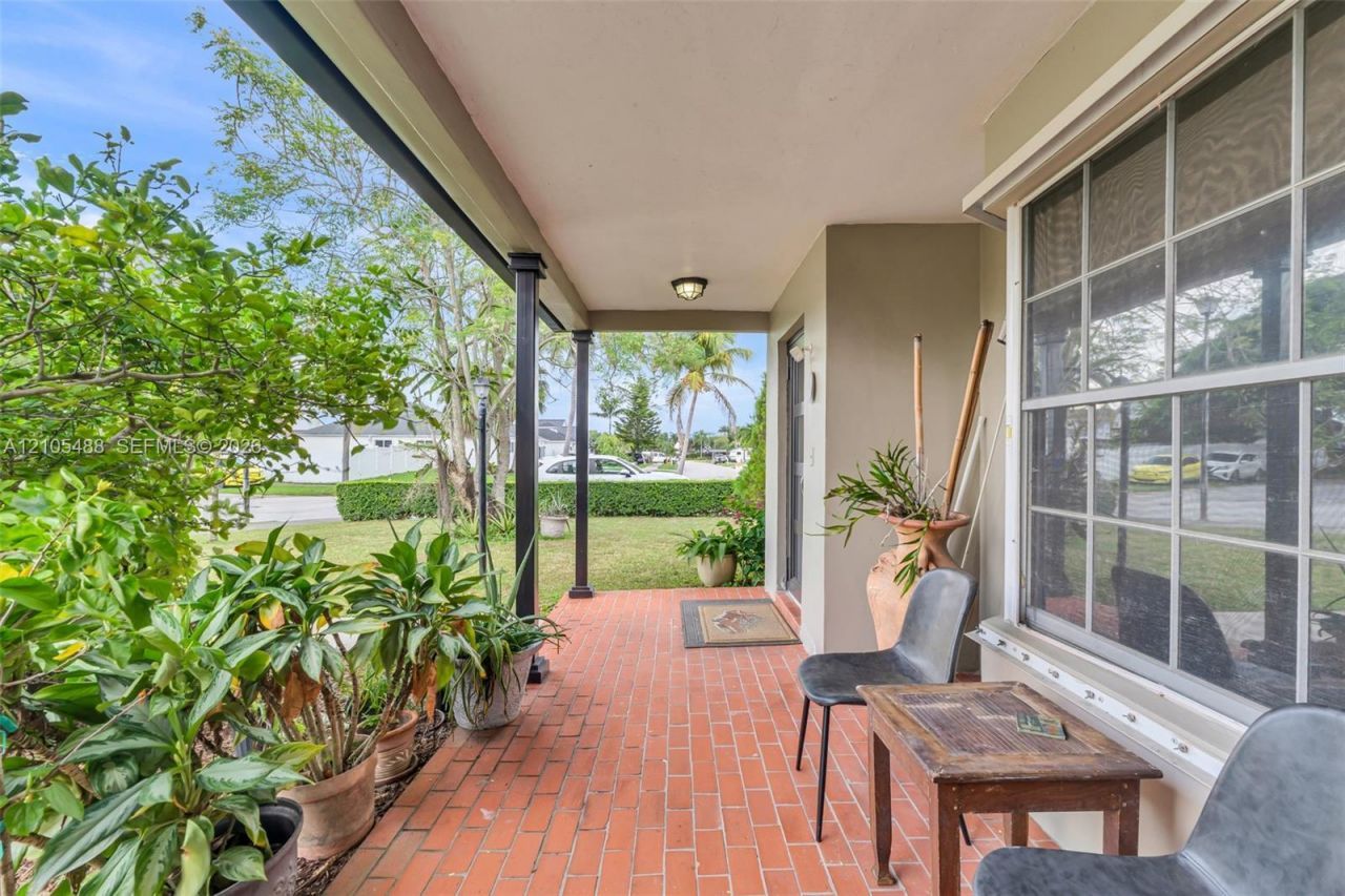14370 SW 157th St, Miami, FL 33177 Photo