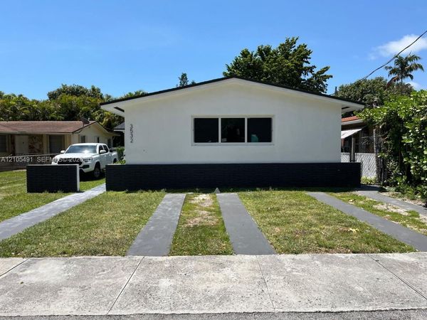 3530 SW 22nd Ter , Miami, FL 33145