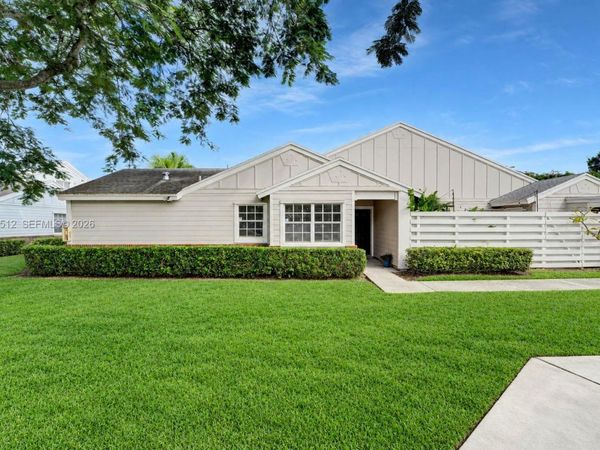 13785 SW 147th Cir Ln, Unit 2-14, Miami, FL 33186