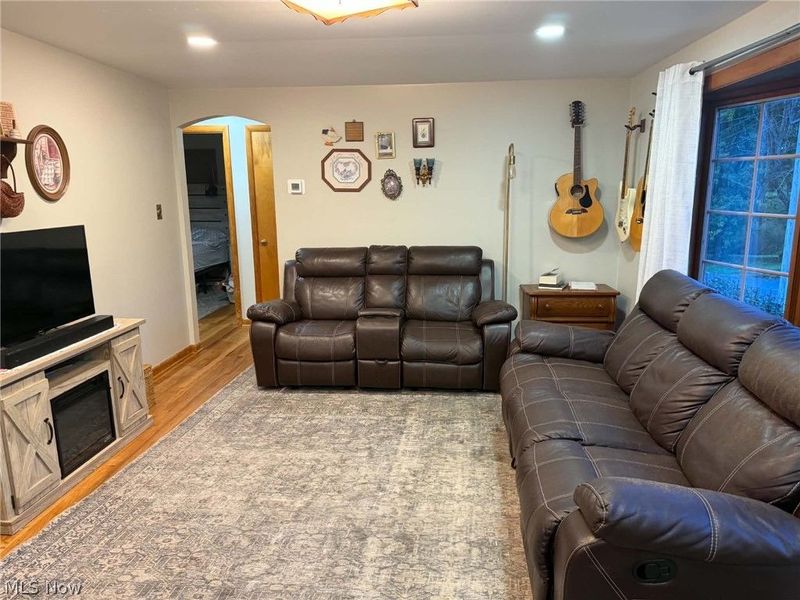 322 Washington Street, Barnesville, OH 43713 Photo 3