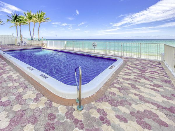 3580 S OCEAN Boulevard, Unit 3A, South Palm Beach, FL 33480