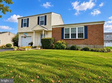 3281 SARMIENTO DRIVE, BENSALEM, PA 19020