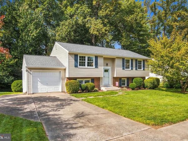 5038 KENERSON DRIVE, FAIRFAX, VA 22032