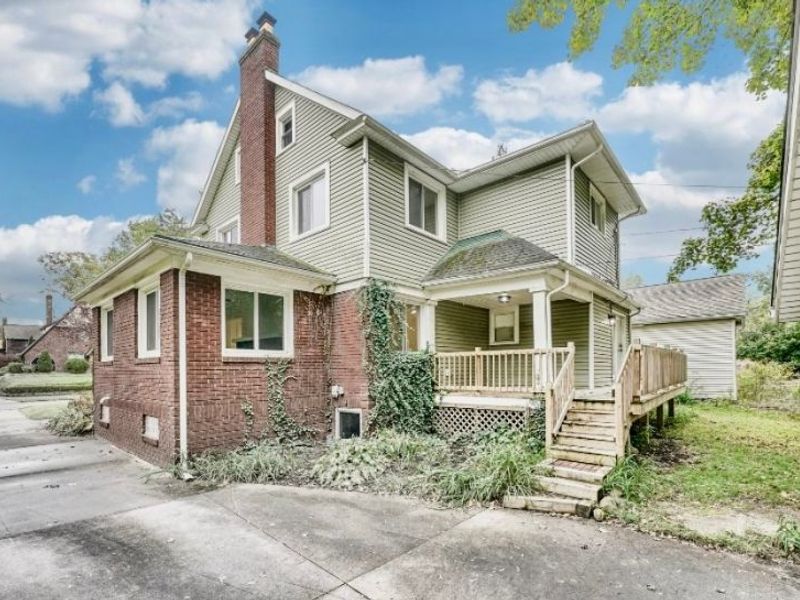 596 Greenwood Avenue, Akron, OH 44320 Photo 3