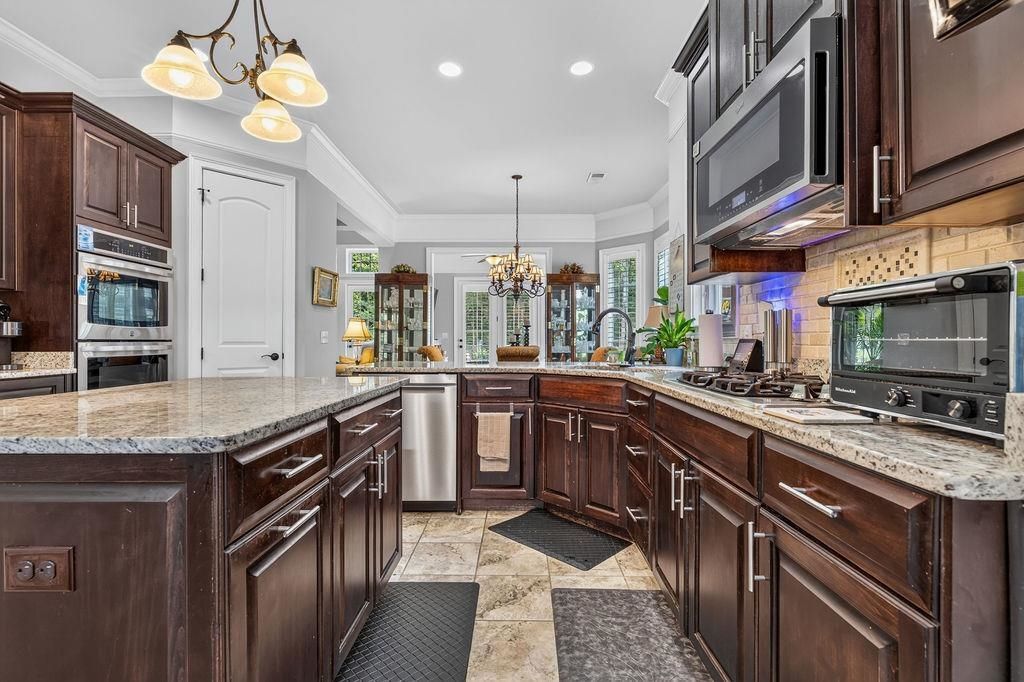 184 Harbor Club Dr. Photo 12