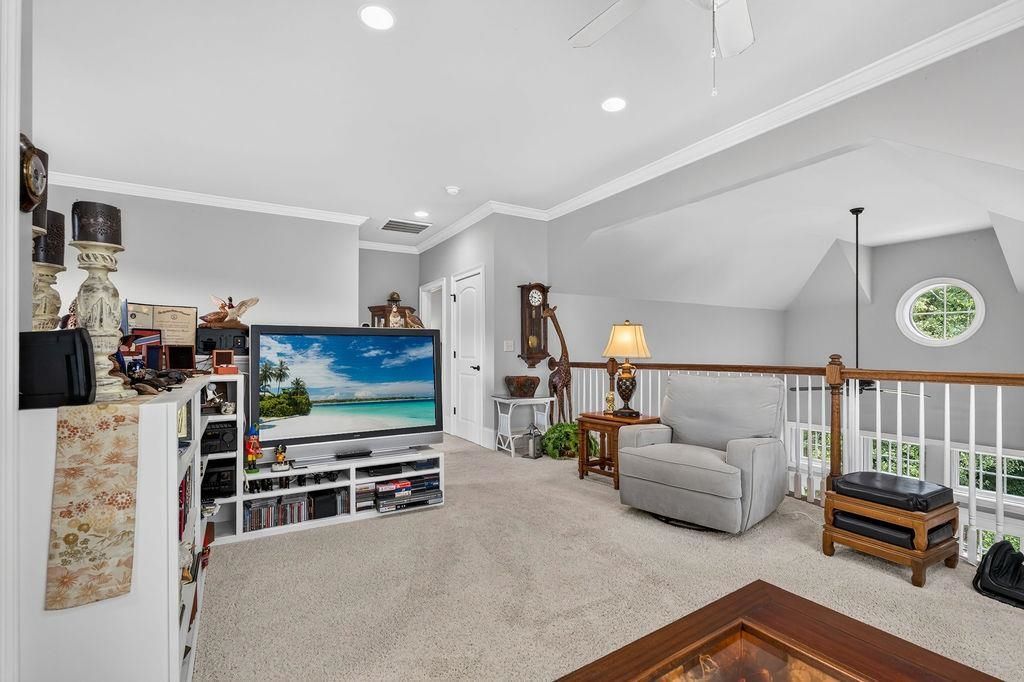 184 Harbor Club Dr. Photo 33