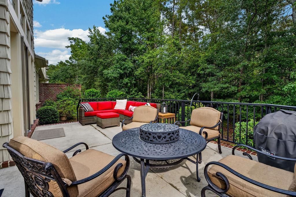 184 Harbor Club Dr. Photo 46