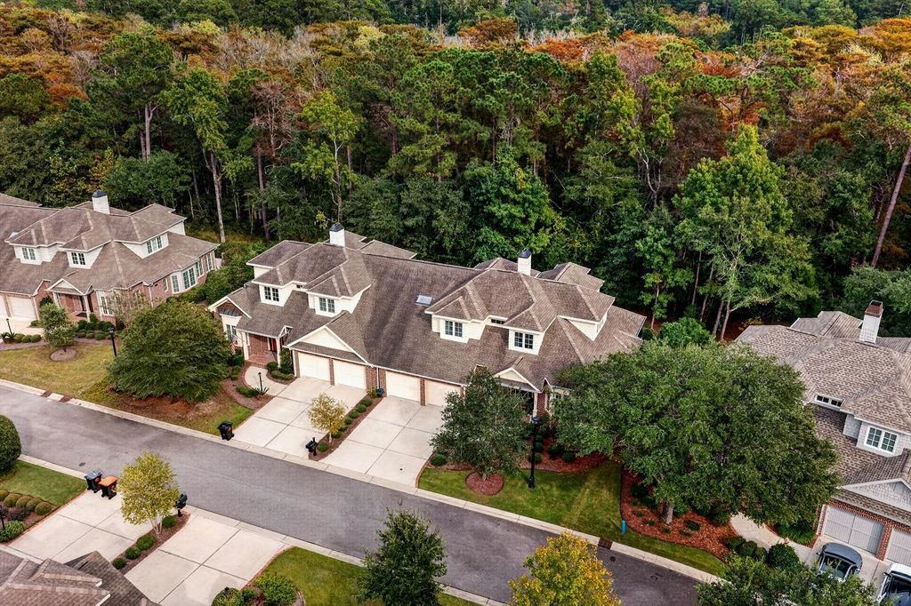 184 Harbor Club Dr. Photo 5