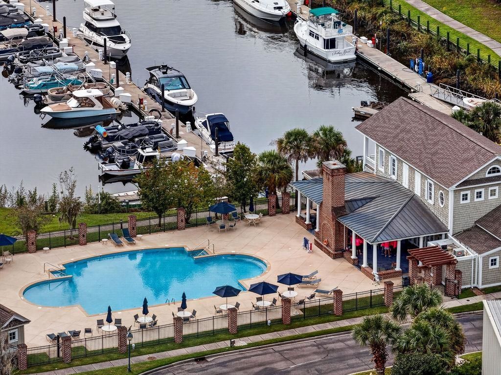 184 Harbor Club Dr. Photo 53
