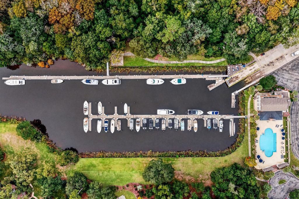 184 Harbor Club Dr. Photo 58