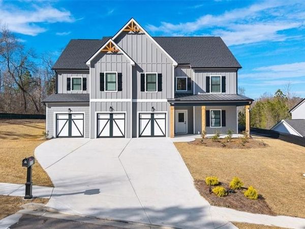 222 Silvercrest Drive, Acworth, GA 30101