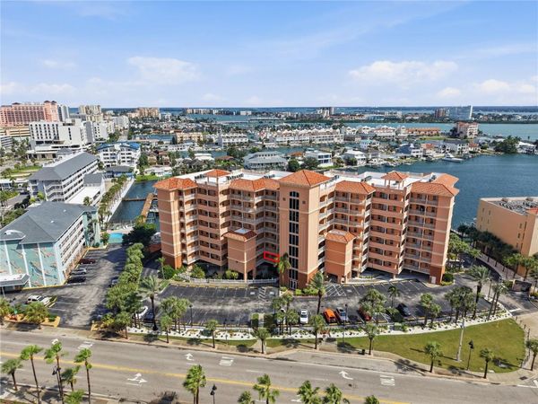 530 S GULFVIEW BOULEVARD , Unit 203, CLEARWATER BEACH, FL 33767