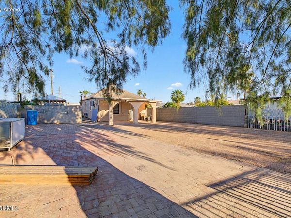1613 S 4TH Street, Phoenix, AZ 85004