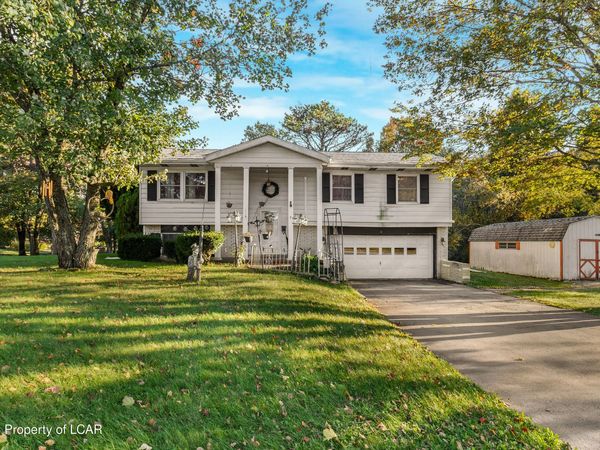702 Muir Avenue, Hazleton, PA 18201