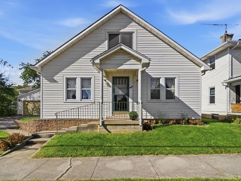 8 E Jamestown Street, South Charleston, OH 45368 Photo 3