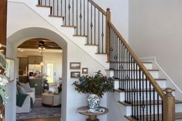 657 Broadsword Way photo 4