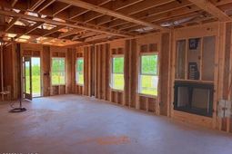 657 Broadsword Way photo 4