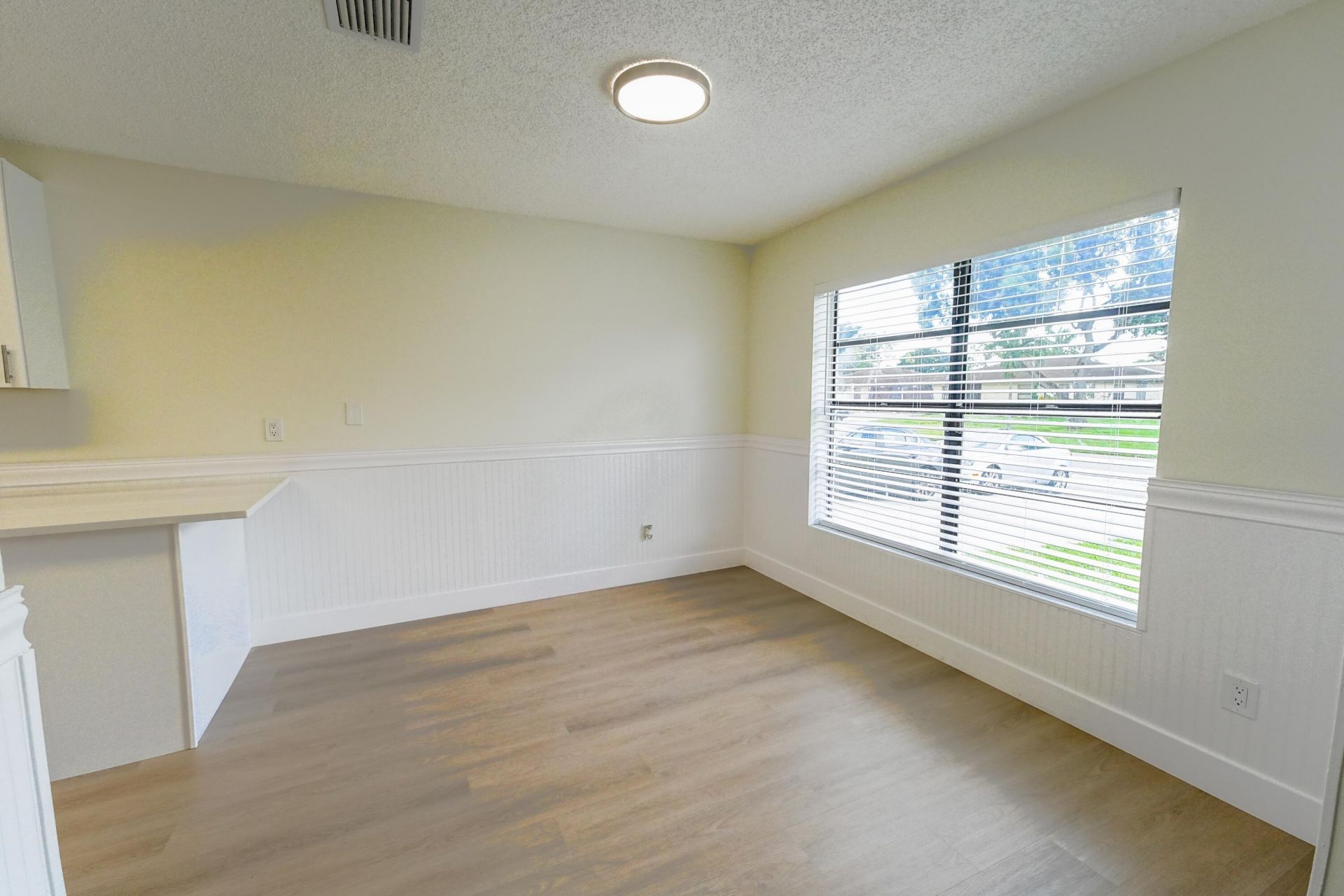 4971 Palm Hill Drive, West Palm Beach, FL 33415 Photo