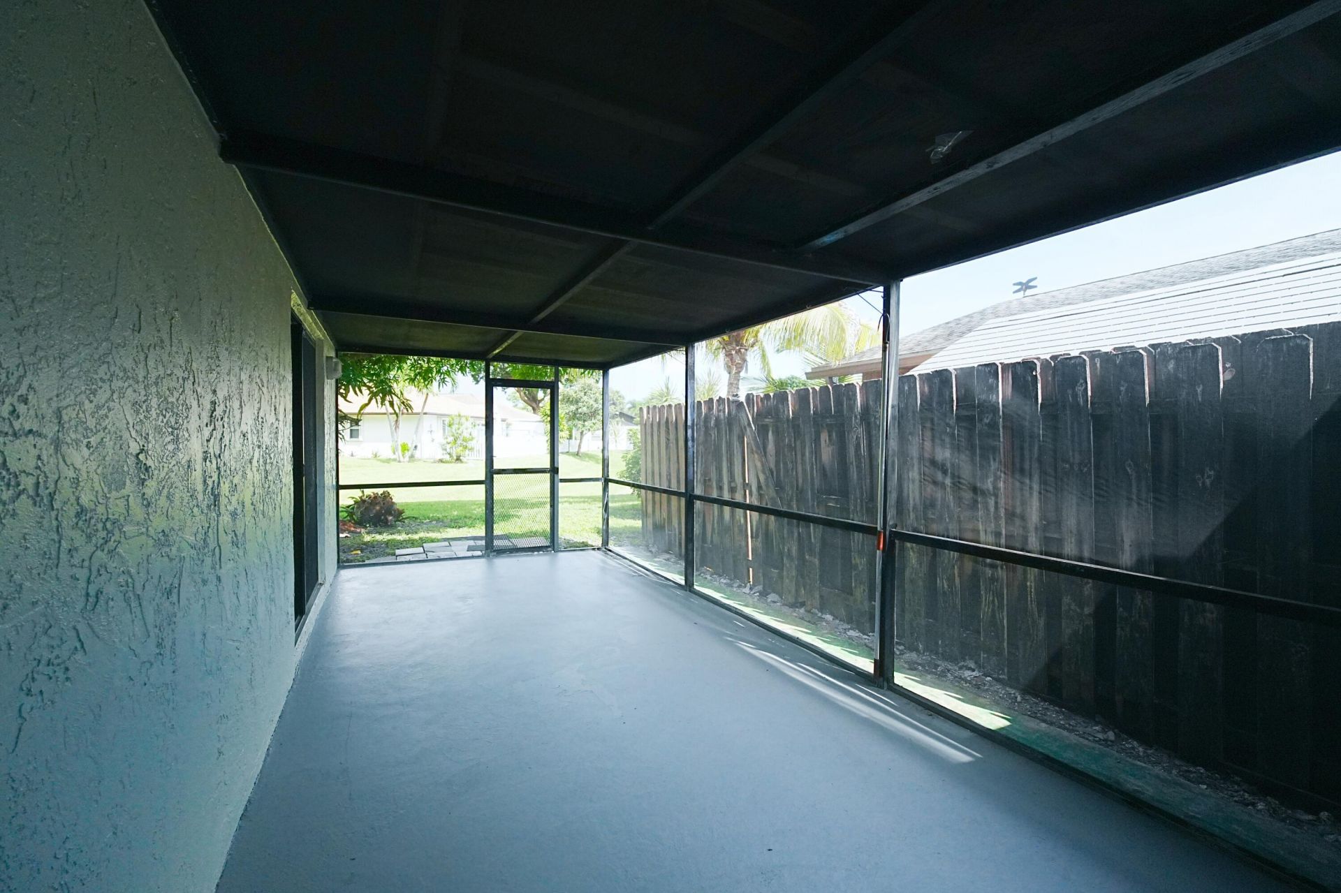 4971 Palm Hill Drive, West Palm Beach, FL 33415 Photo
