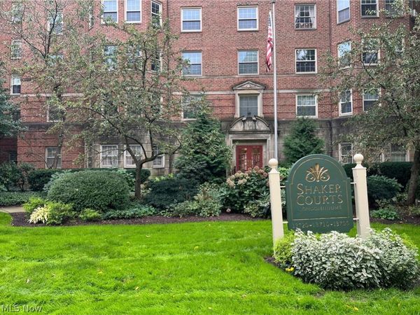 13710 Shaker Boulevard, Unit 706, Cleveland, OH 44120