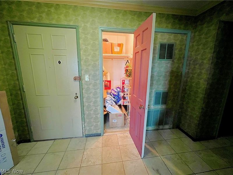 13710 Shaker Boulevard, Unit 706, Cleveland, OH 44120 Photo 12