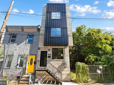 2053 N ORKNEY STREET, PHILADELPHIA, PA 19122