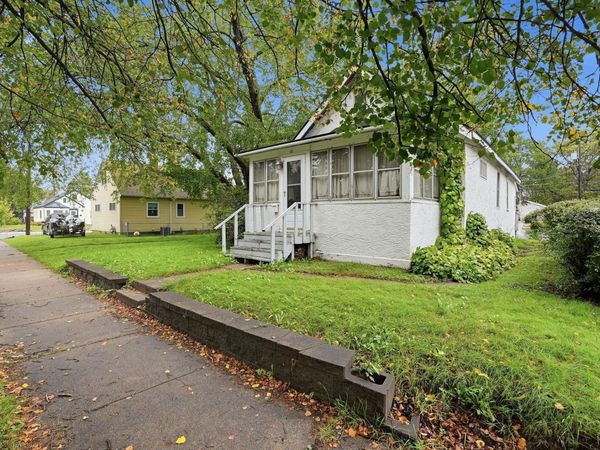 111 14th Avenue S, South Saint Paul, MN 55075
