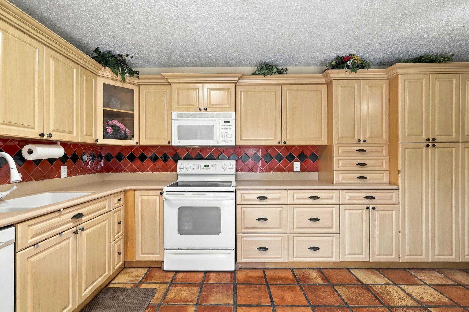 3105 Spanish Wells Drive, Unit 8-B, Delray Beach, FL 33445 Photo