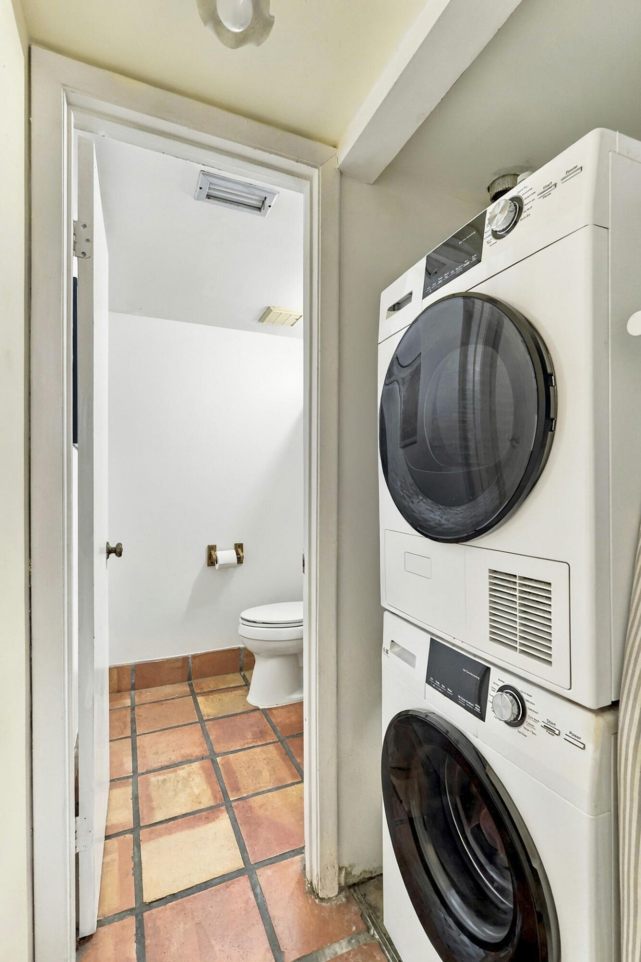 3105 Spanish Wells Drive, Unit 8-B, Delray Beach, FL 33445 Photo