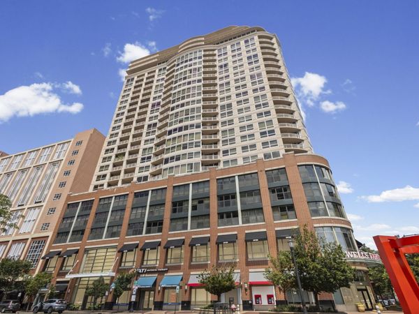 807 DAVIS Street , Unit 1211, Evanston, IL 60201