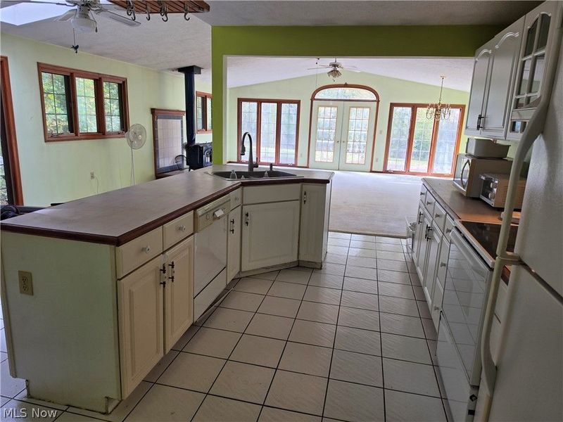 10057 Thwing Road, Chardon, OH 44024 Photo 17