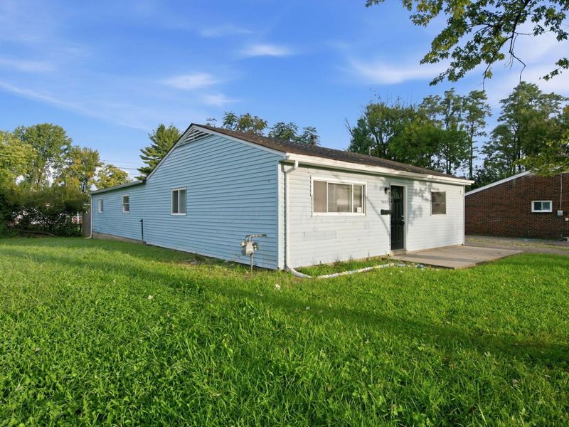 3087 Huntington Drive, Columbus, OH 43207 Photo 2
