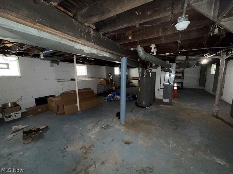 12709 Locke Avenue, Cleveland, OH 44108 Photo 24