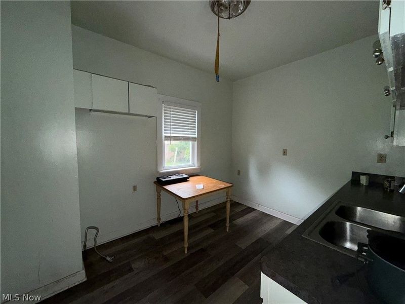 12709 Locke Avenue, Cleveland, OH 44108 Photo 8