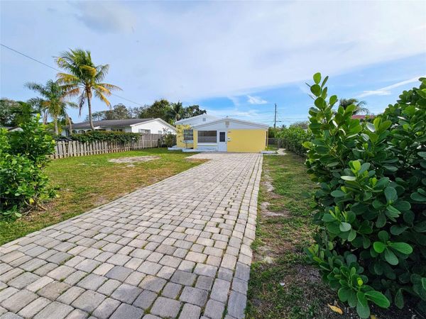 2040 NE 174TH Street, North Miami Beach, FL 33162