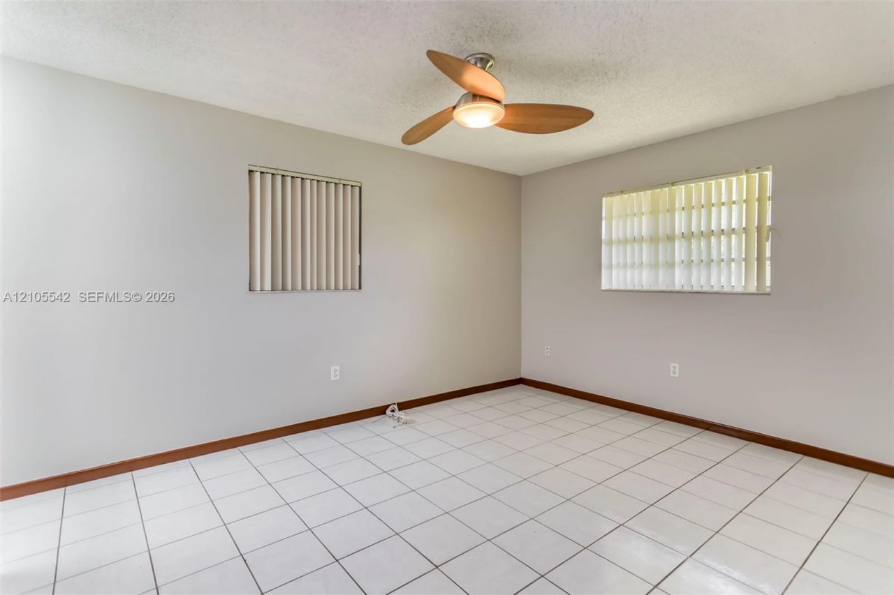 6333 Pierce St , Unit 2, Hollywood, FL 33024 Photo