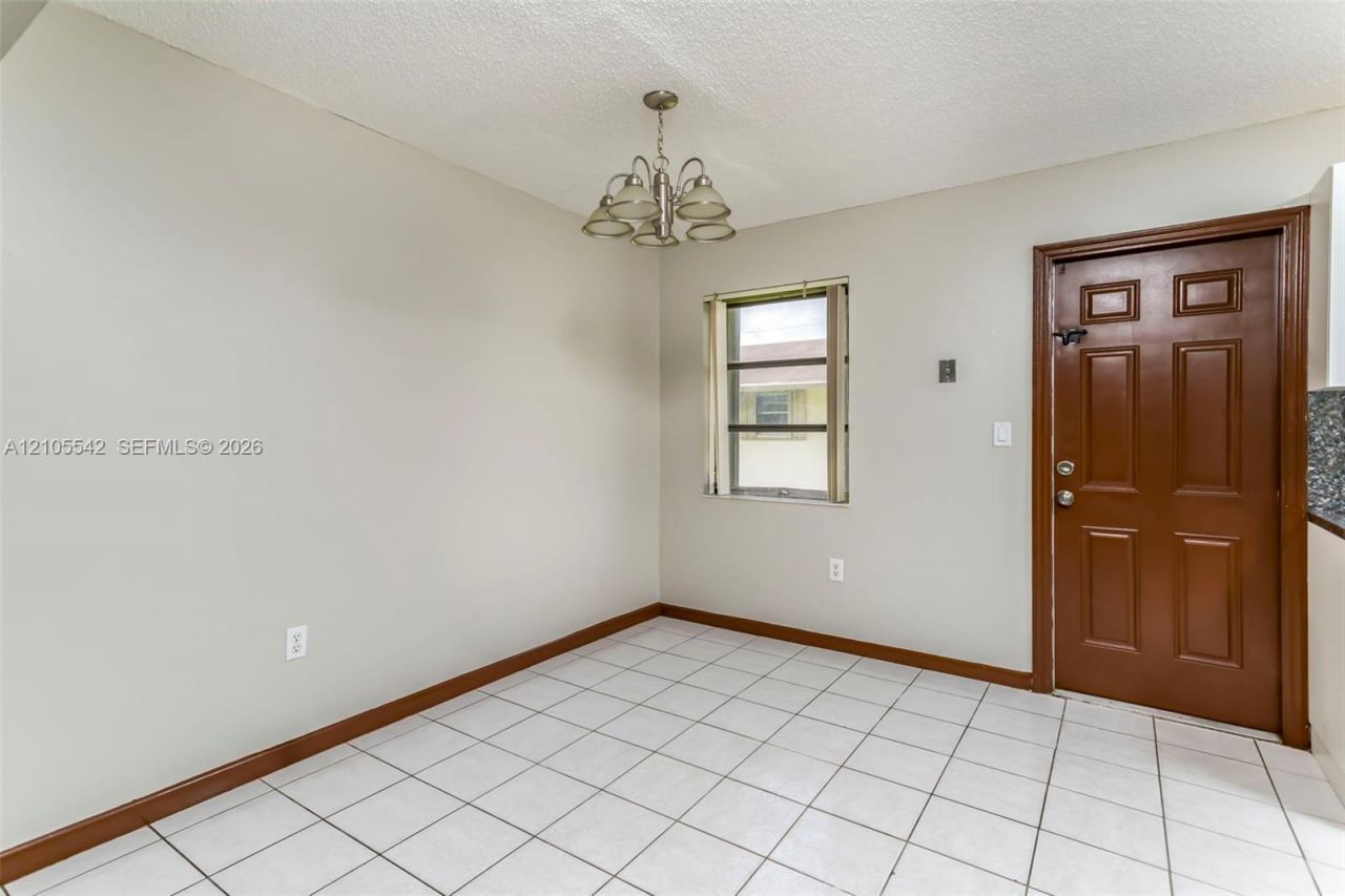 6333 Pierce St , Unit 2, Hollywood, FL 33024 Photo