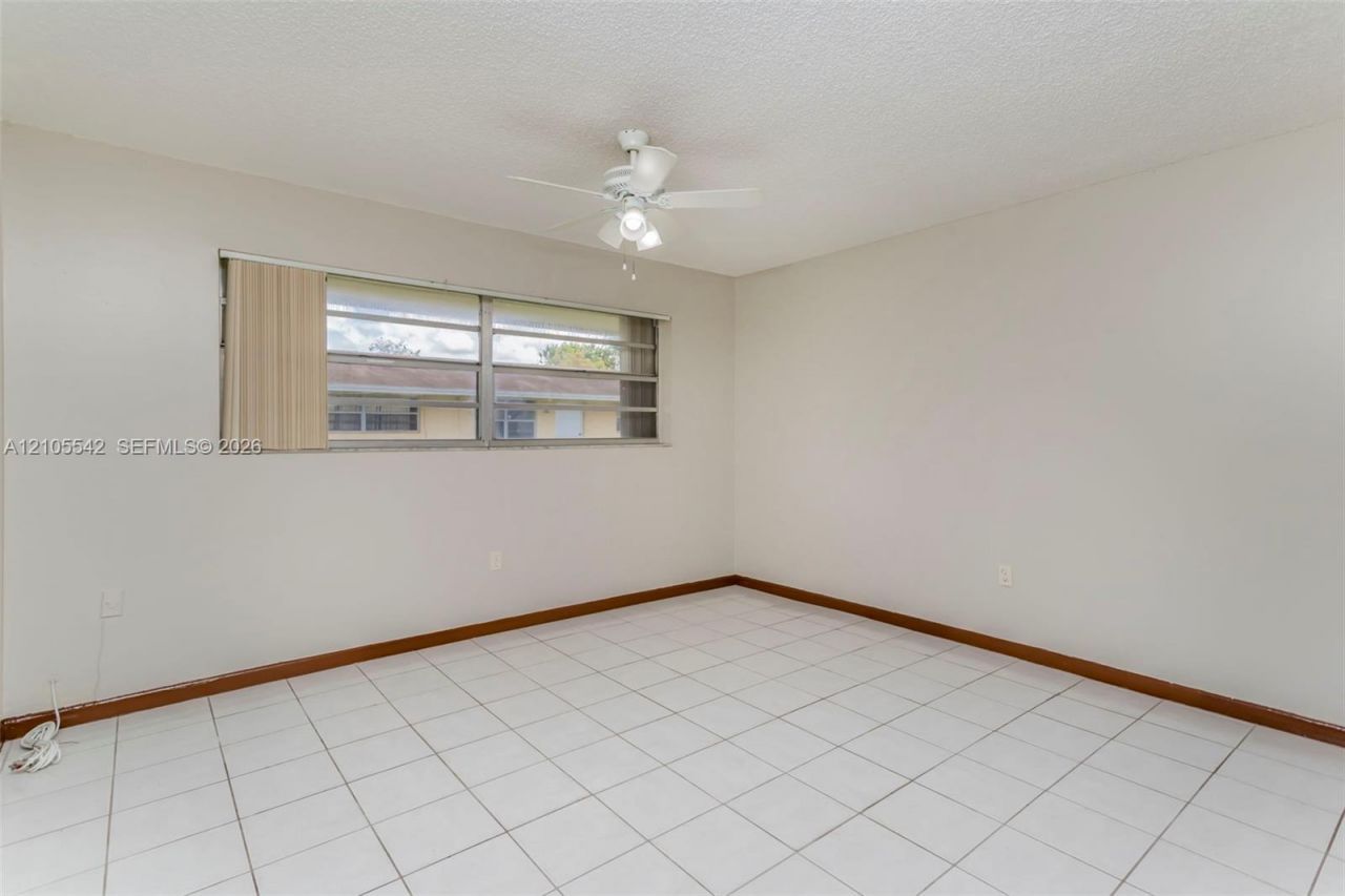 6333 Pierce St , Unit 2, Hollywood, FL 33024 Photo