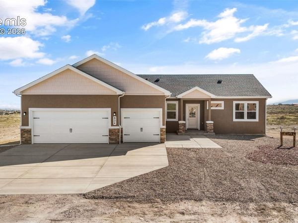 824 E Loma Drive, Pueblo West, CO 81007
