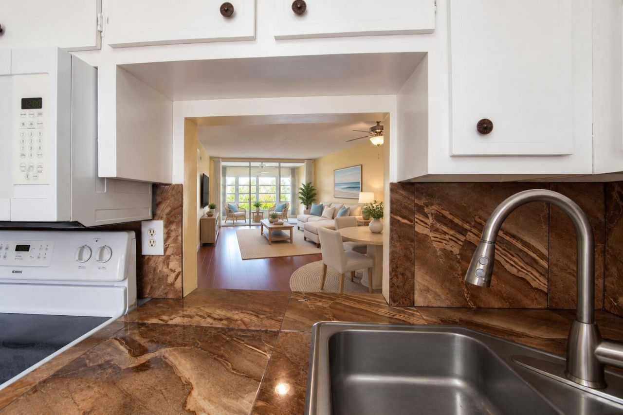6070 NW 64th Avenue Nw, Unit 204, Tamarac, FL 33319 Photo