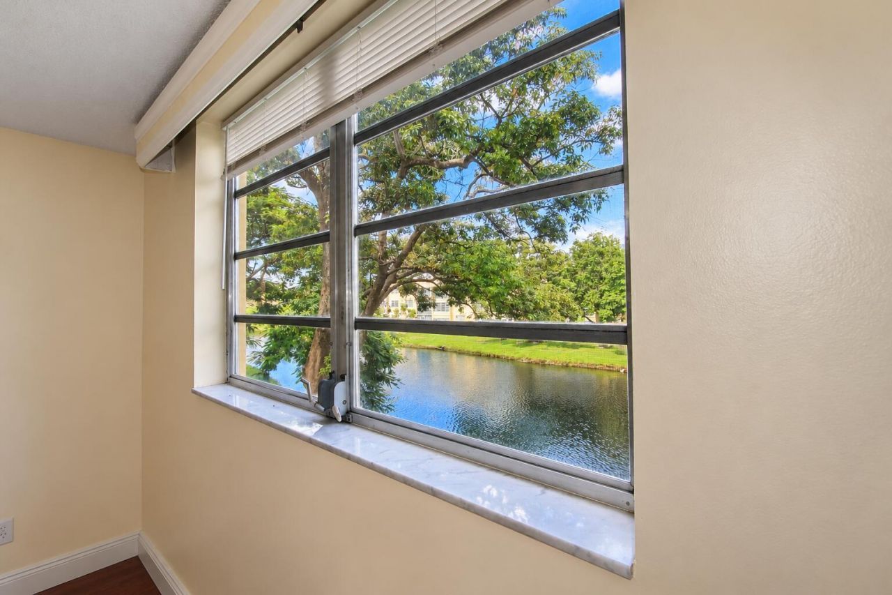 6070 NW 64th Avenue Nw, Unit 204, Tamarac, FL 33319 Photo